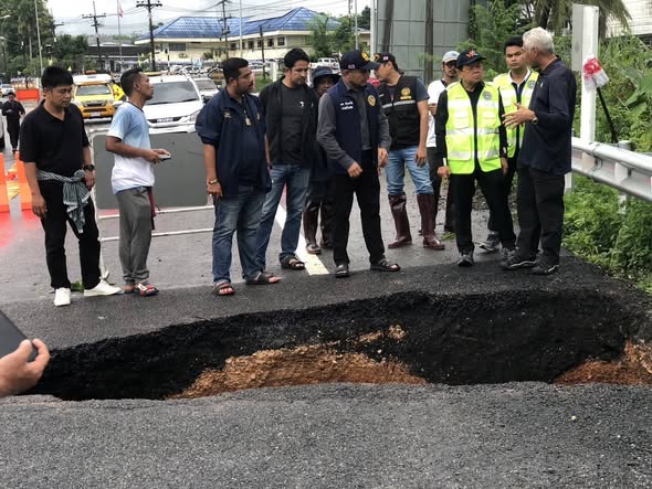 ลงพื้นที่ตรวจสอบสะพานชำรุด
หน้าอำเภอตะโหมด (เส้นแม่ขรี-ตะโหมด)